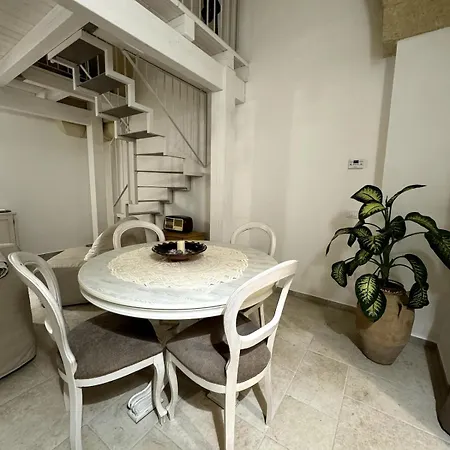 La Casetta Di Nino E Imma 펜션 *