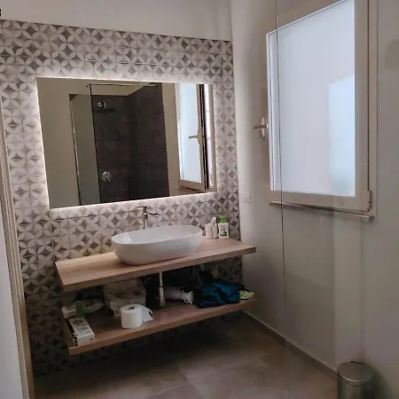 La Casetta Di Nino E Imma 카발리노 디 레체